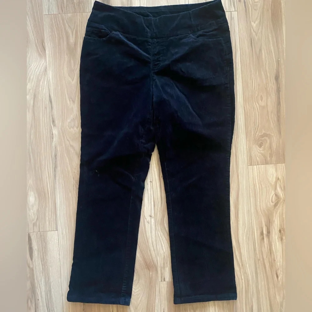D & CO. Denim + Company Black Corduroy Pull On Pants Size 10P - Picture 12 of 16
